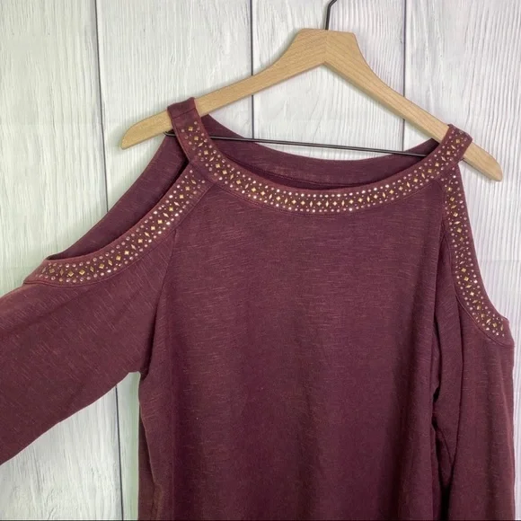 COPY - Knox Rose Burgundy Cold Shoulder Long Slee… - Picture 4 of 6